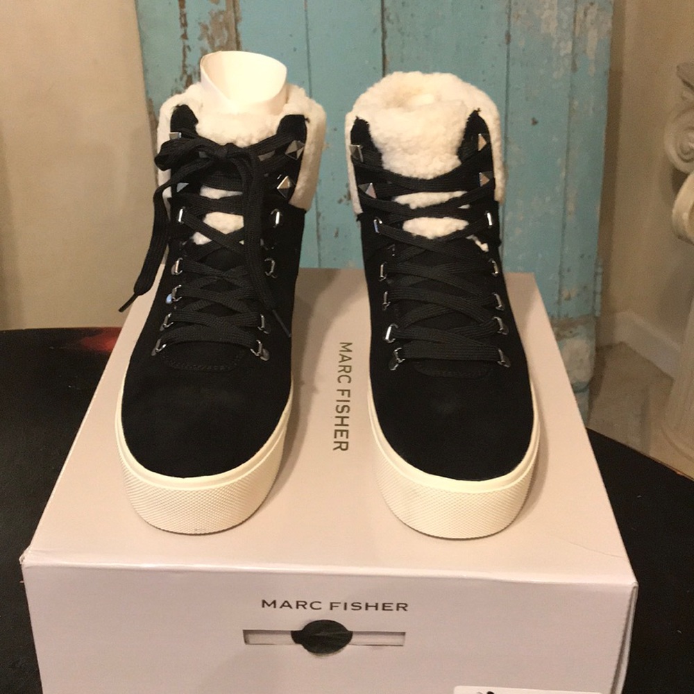 Brand new Marc Fisher booties 9.5